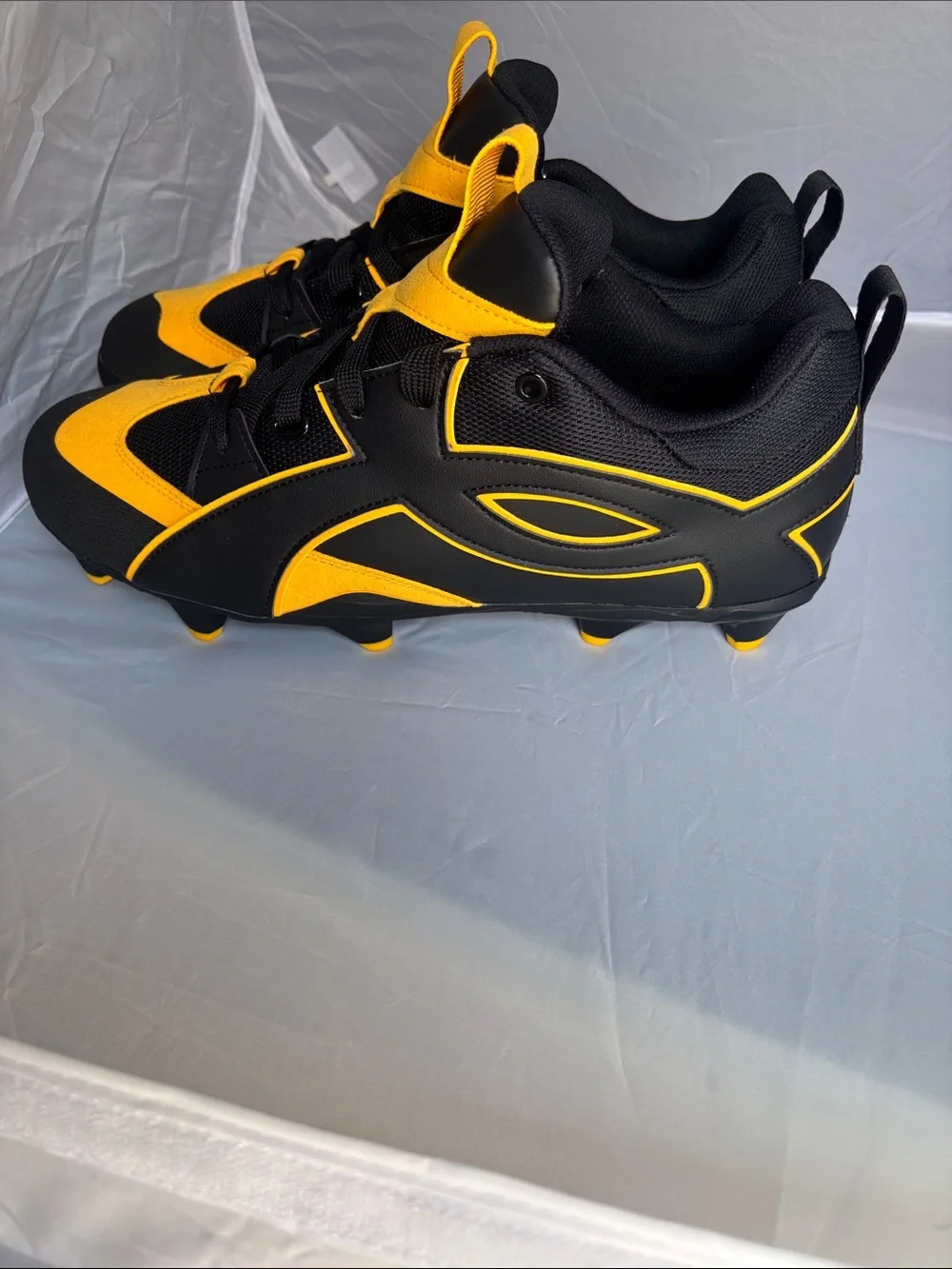 Under Armour UA Yard Icon TPU Cleats NEW!
